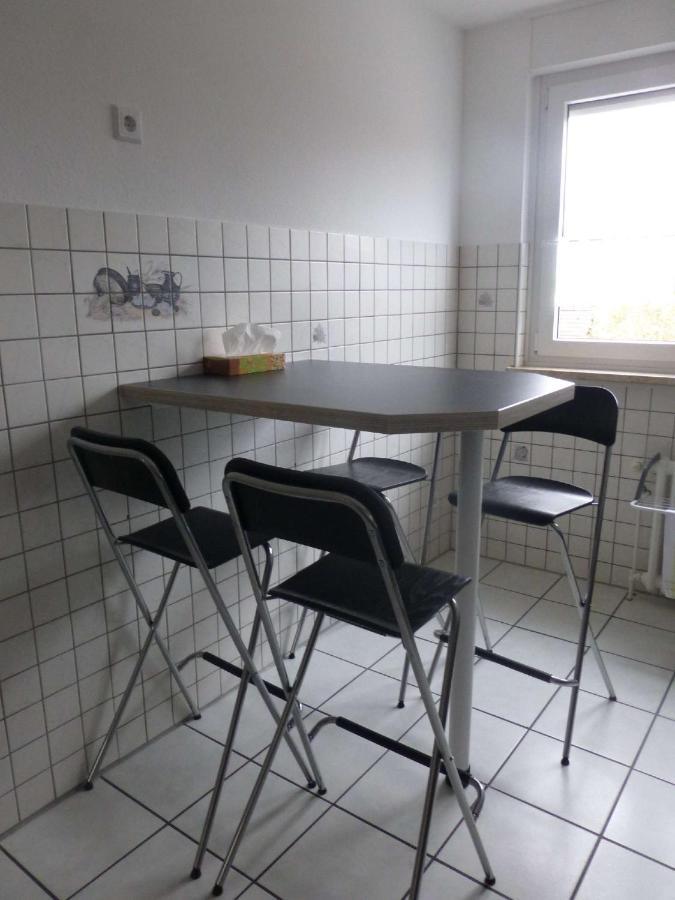 Ferienwohnung 'Zimmer Frei' ゲルゼンキルヒェン エクステリア 写真