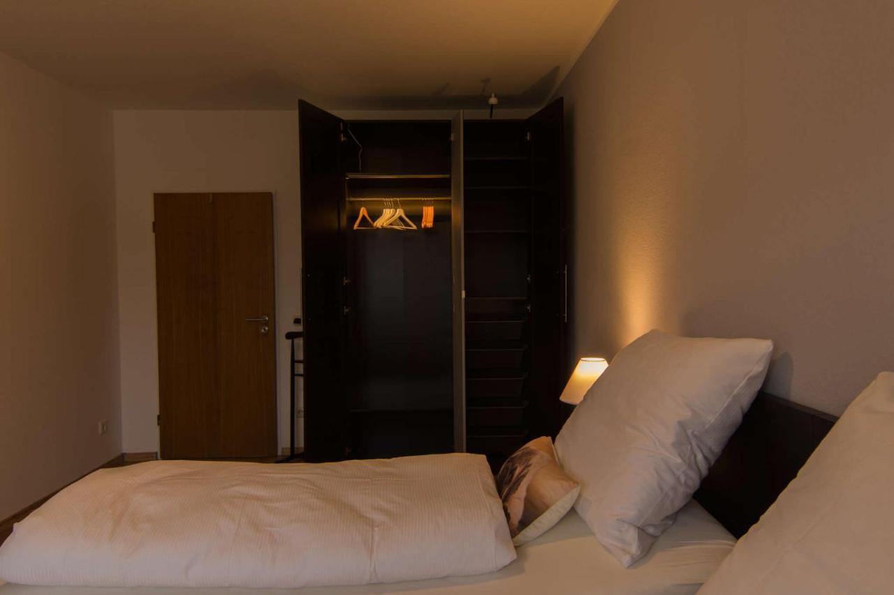 Ferienwohnung 'Zimmer Frei' ゲルゼンキルヒェン エクステリア 写真
